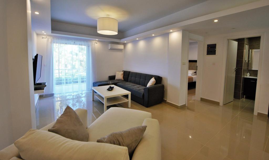 Athena Apartment Artemida  Ngoại thất bức ảnh