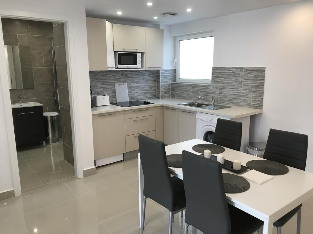 Athena Apartment Artemida  Ngoại thất bức ảnh