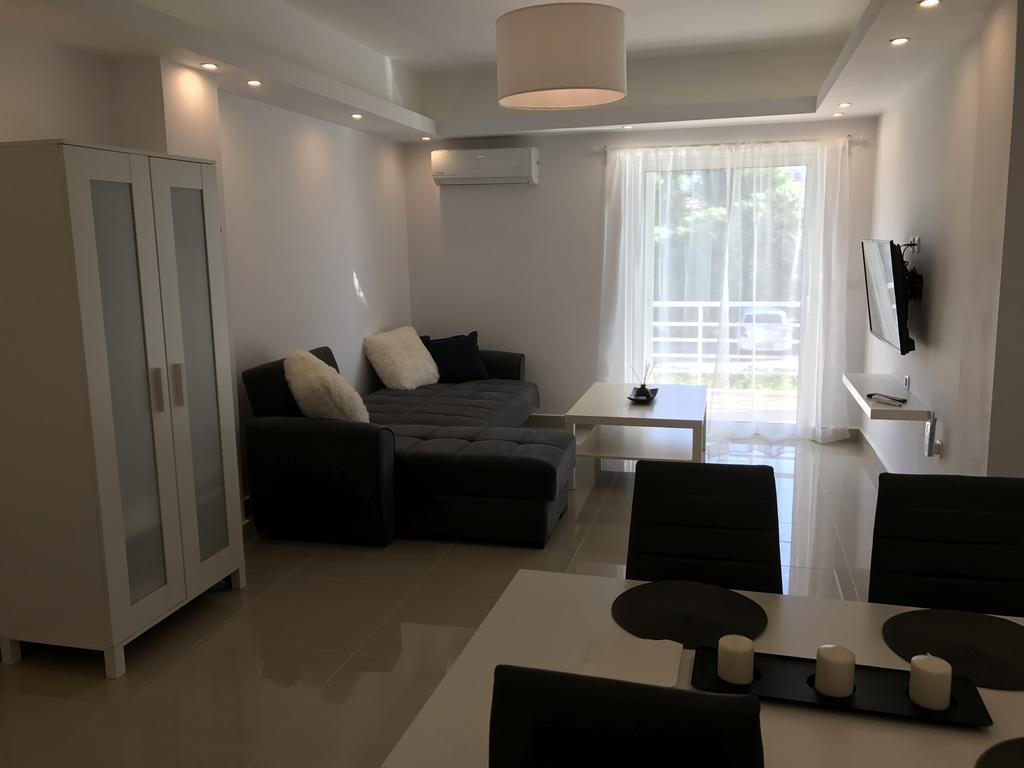 Athena Apartment Artemida  Ngoại thất bức ảnh