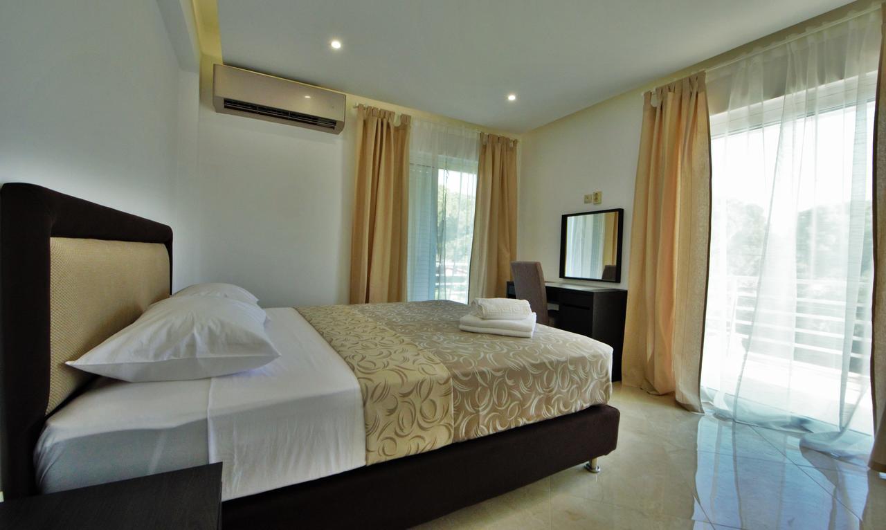 Athena Apartment Artemida  Ngoại thất bức ảnh
